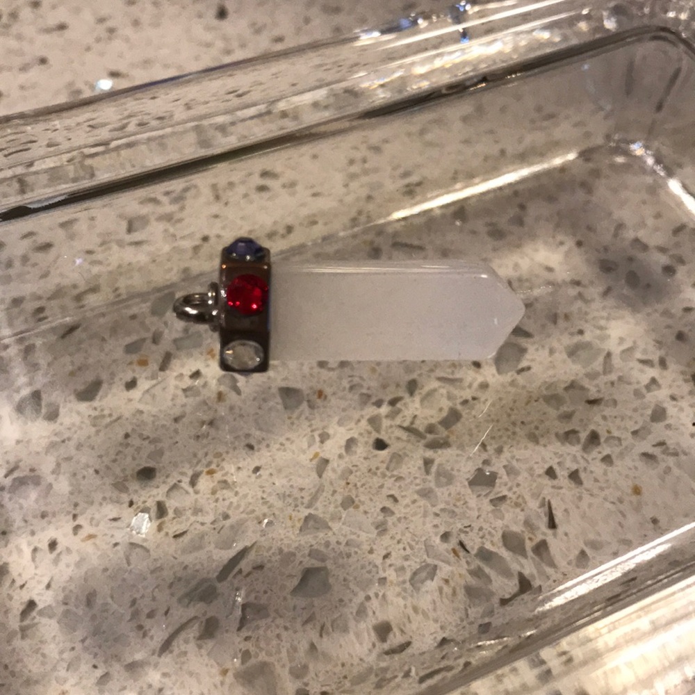 Pendant - Picture 2 of 4